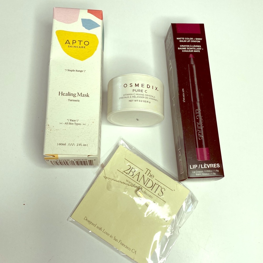 Lot 2 of makeup/facecare Jewelry